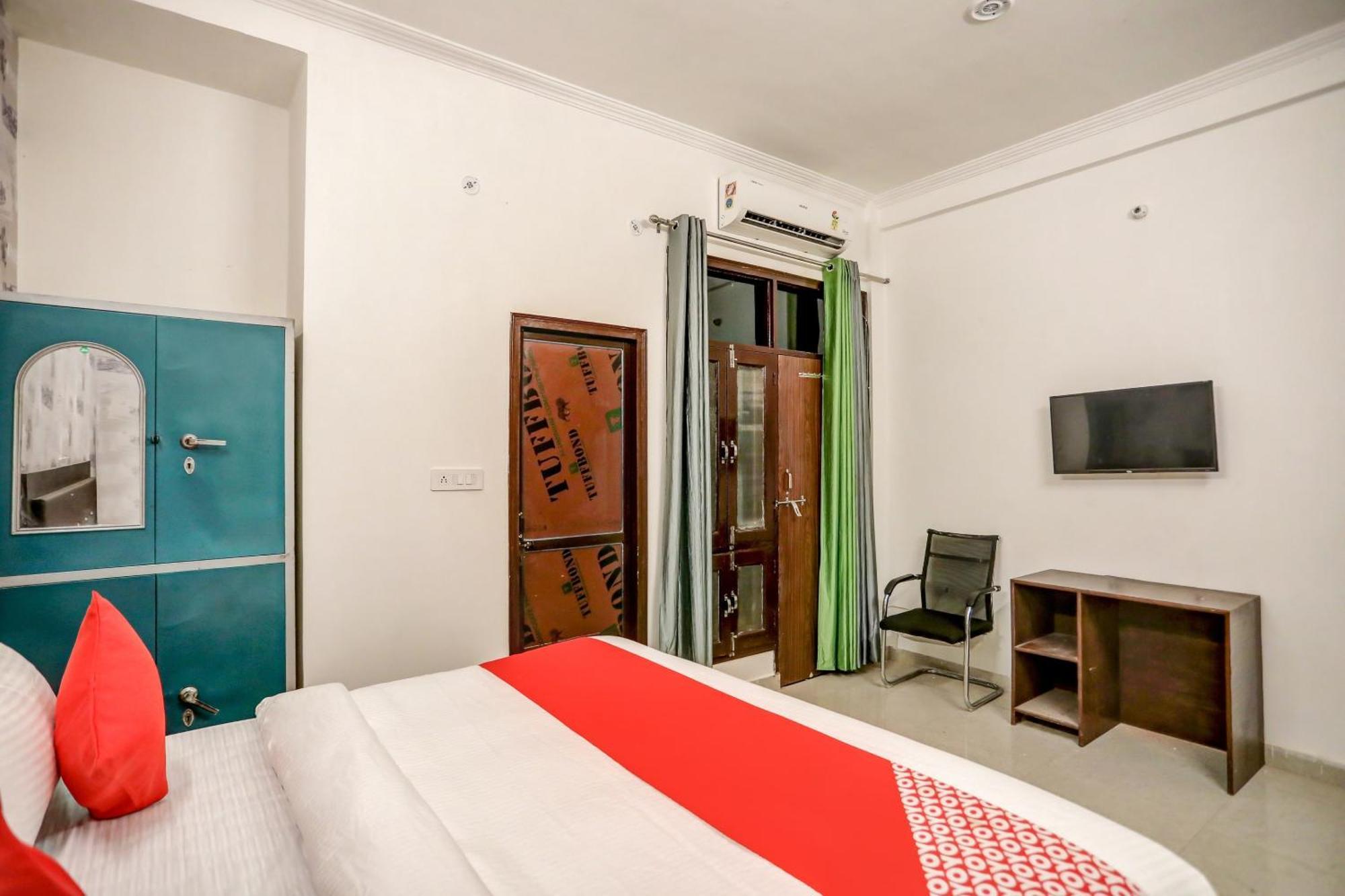 O Happy Hotel 3*