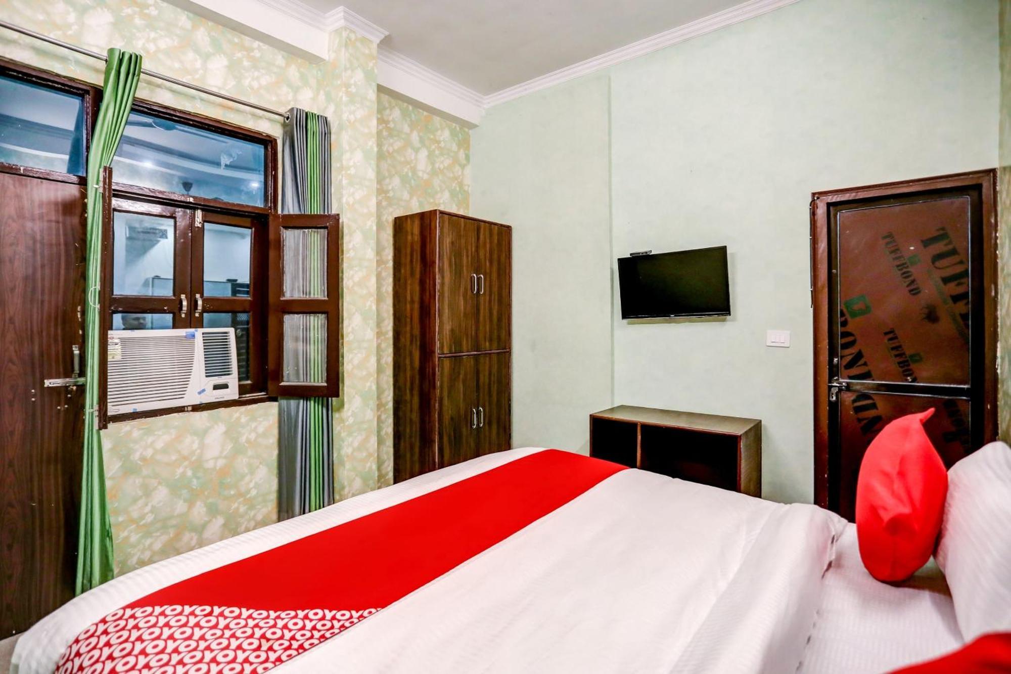 O Happy Hotel 3*