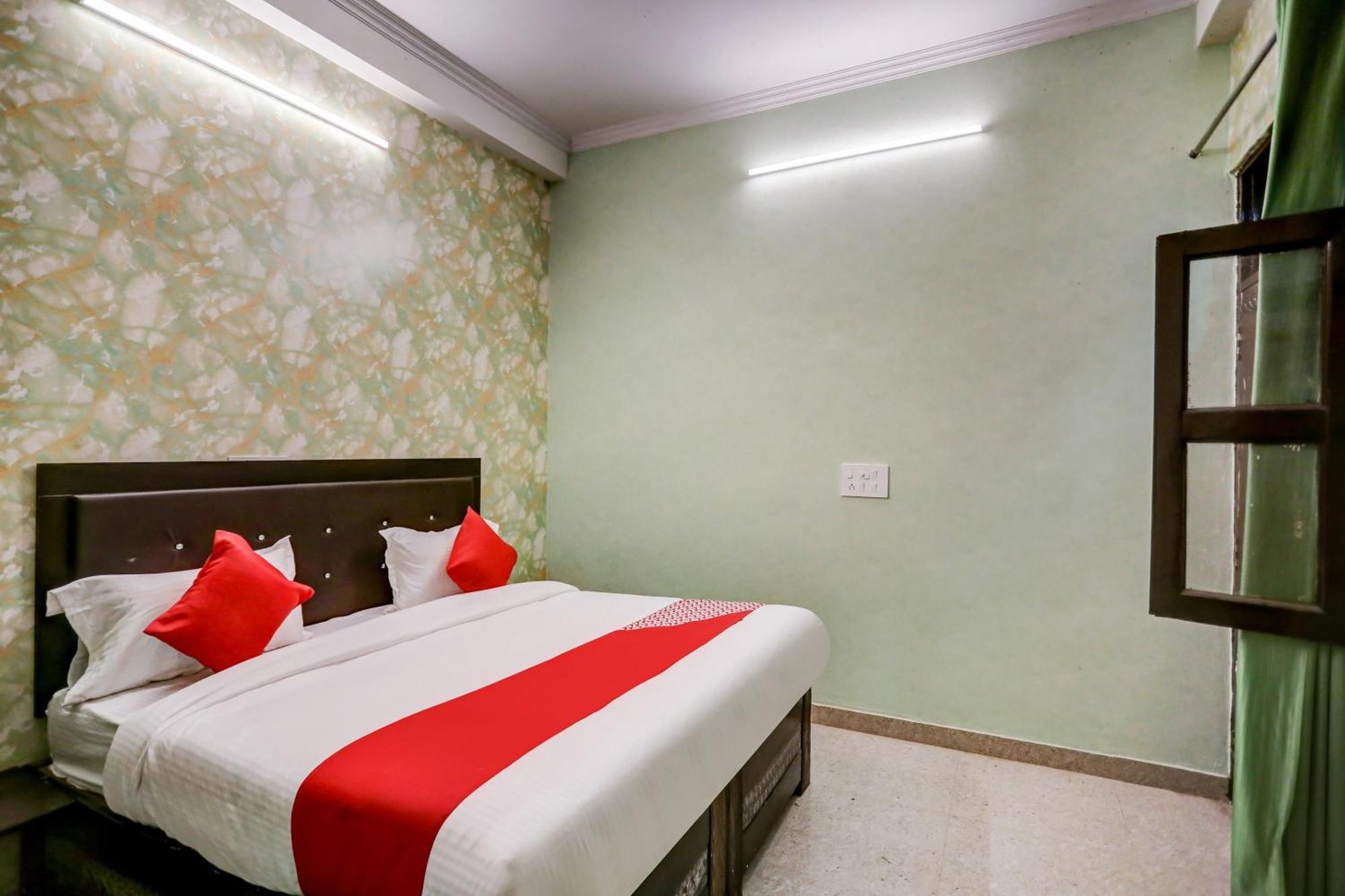 Hotel O Happy Lucknow