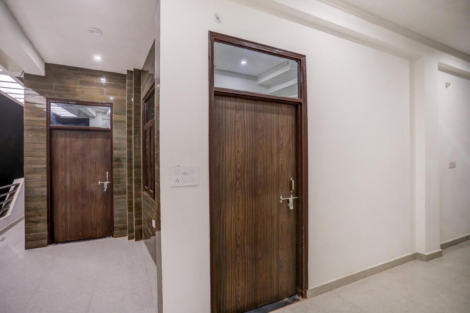 O Happy Hotel Lucknow